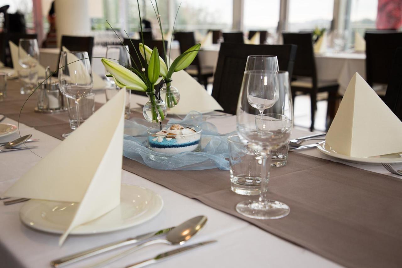 Hotel Kozana Dobrovo Zewnętrze zdjęcie