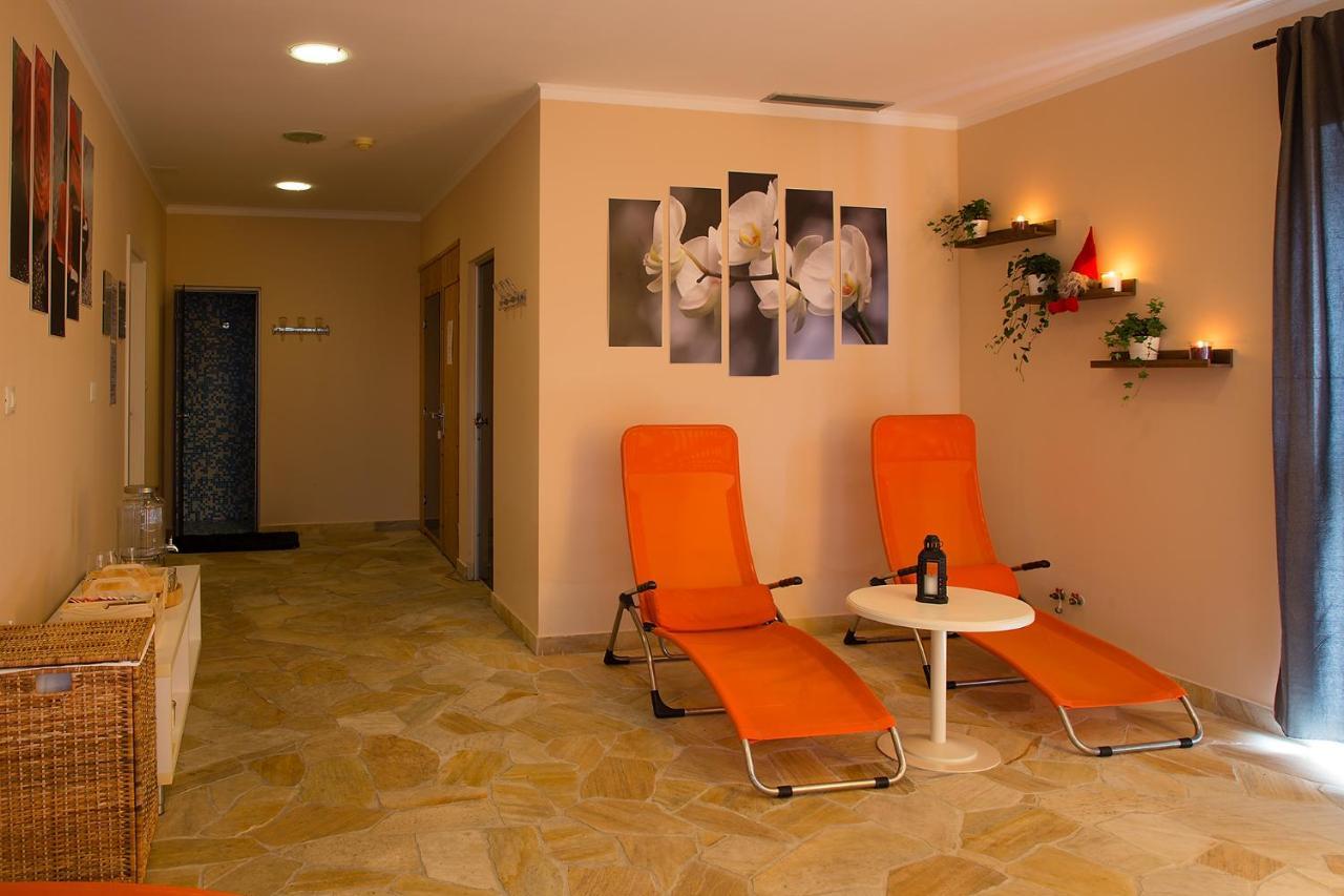 Hotel Kozana Dobrovo Zewnętrze zdjęcie