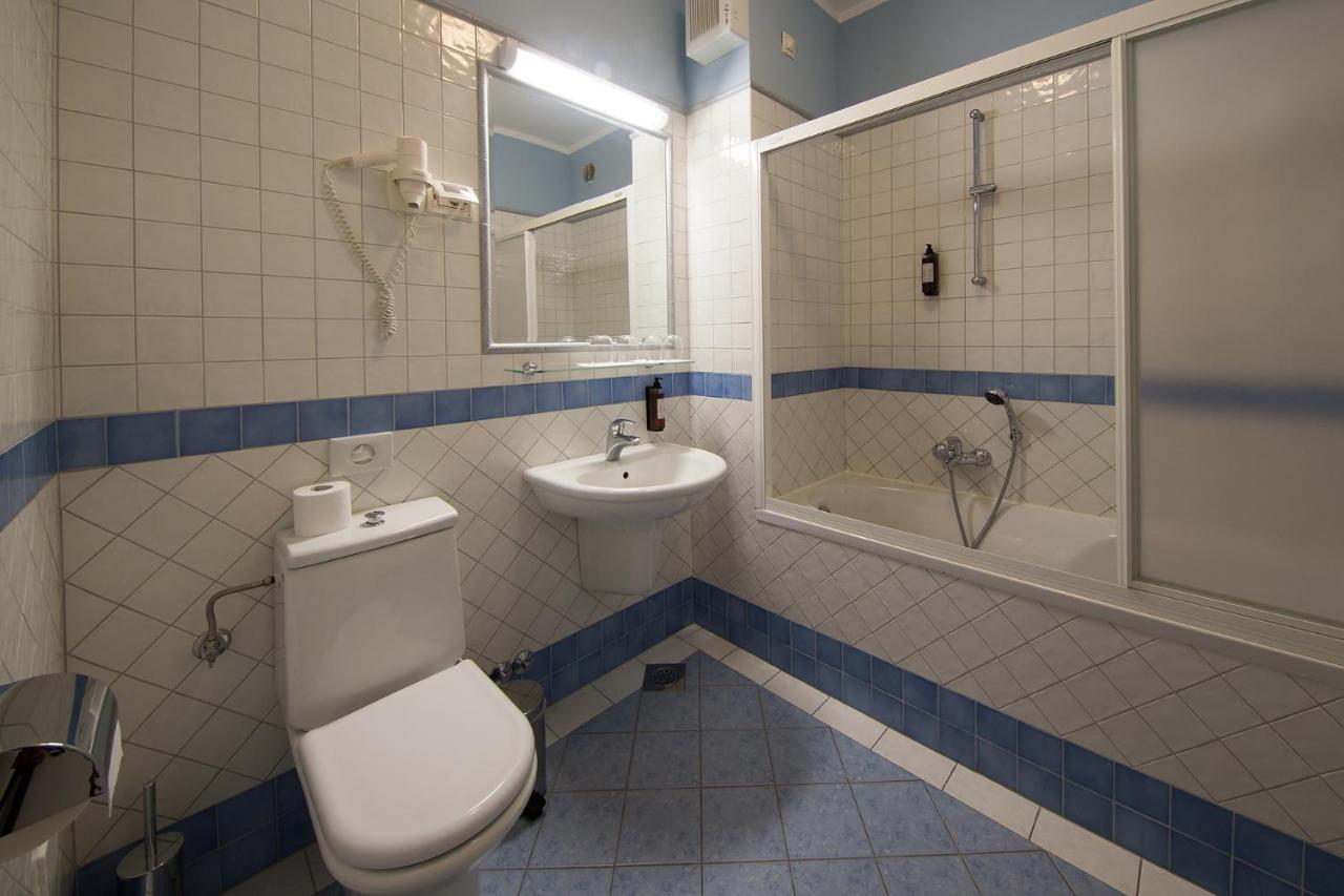 Hotel Kozana Dobrovo Zewnętrze zdjęcie