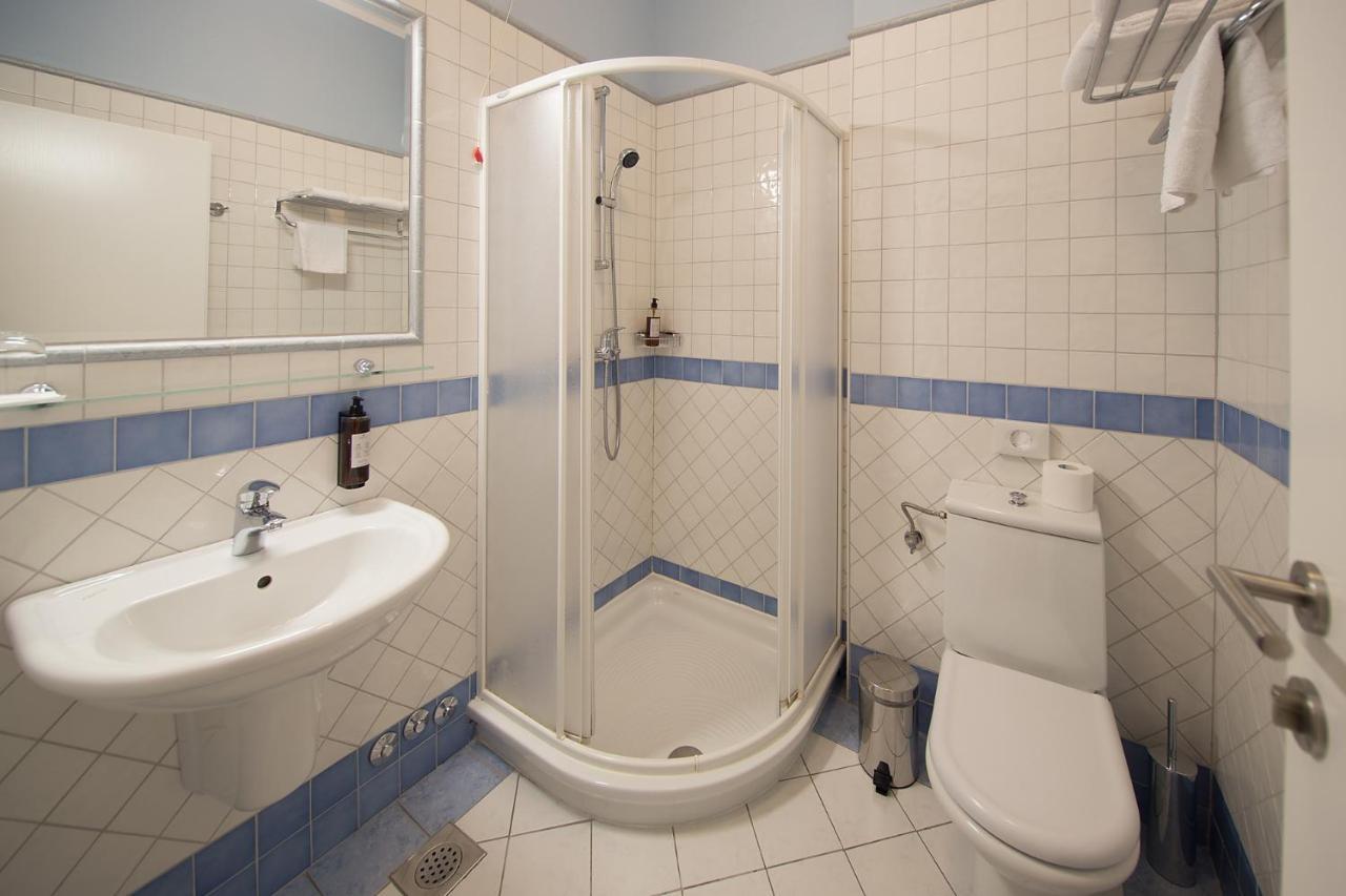 Hotel Kozana Dobrovo Zewnętrze zdjęcie